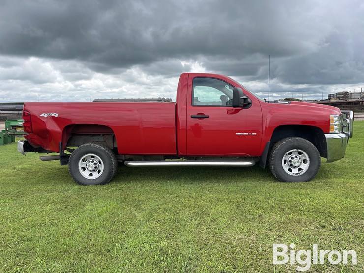 2010-chevrolet-silverado-3500-image-4