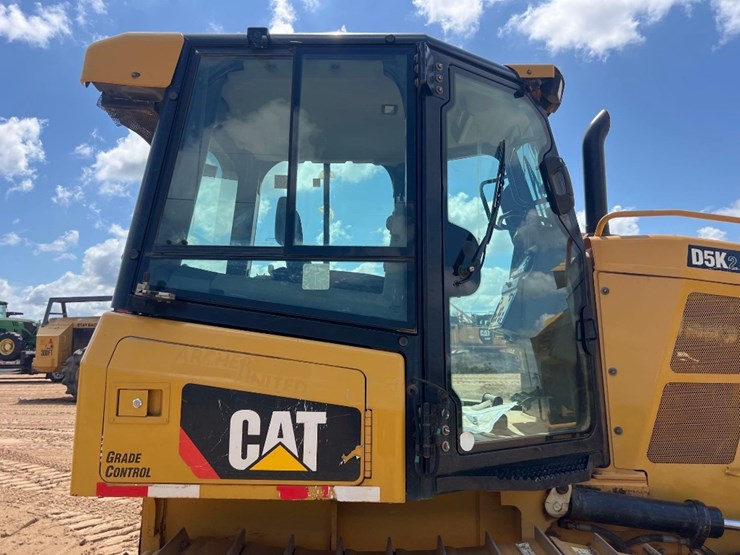 2019-caterpillar-d5k2-lgp-image-22