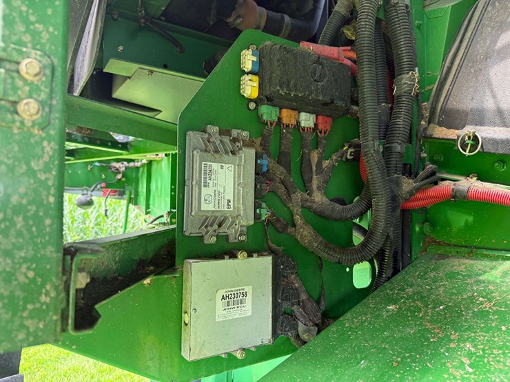 2007-john-deere-9770-sts-image-41