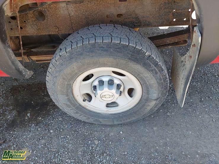 2006-chevrolet-silverado-2500hd-image-19