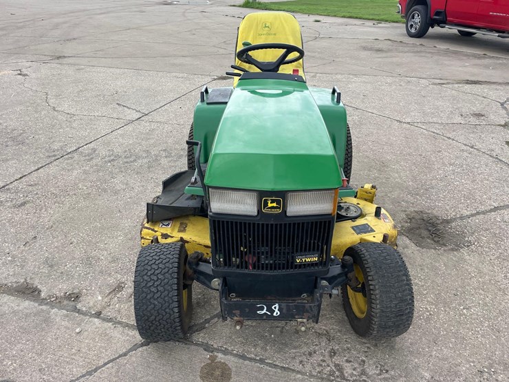 john-deere-425-image-2