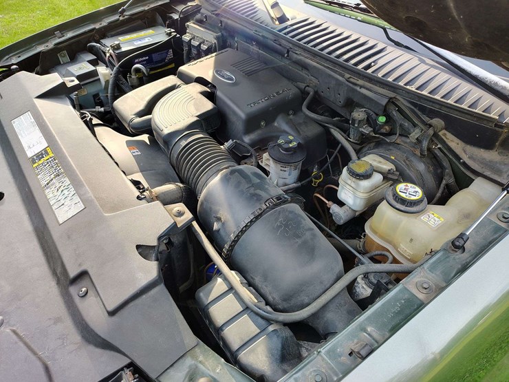 2003-ford-expedition-image-47