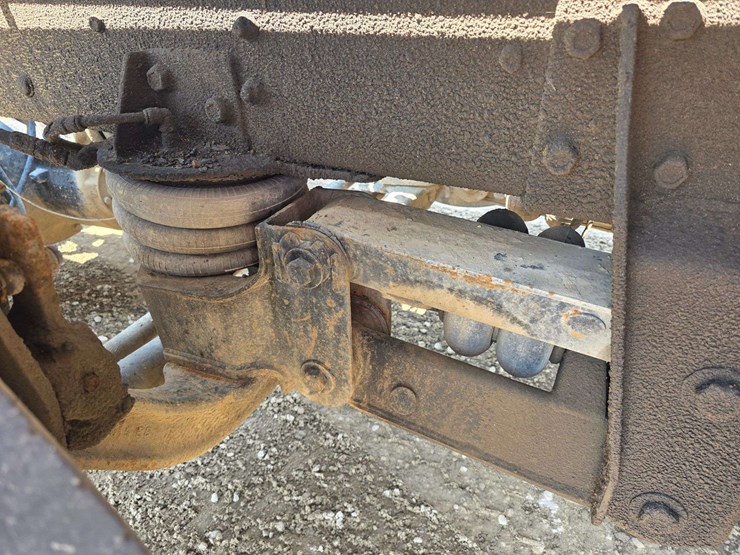 1998-cummins-m11-image-24