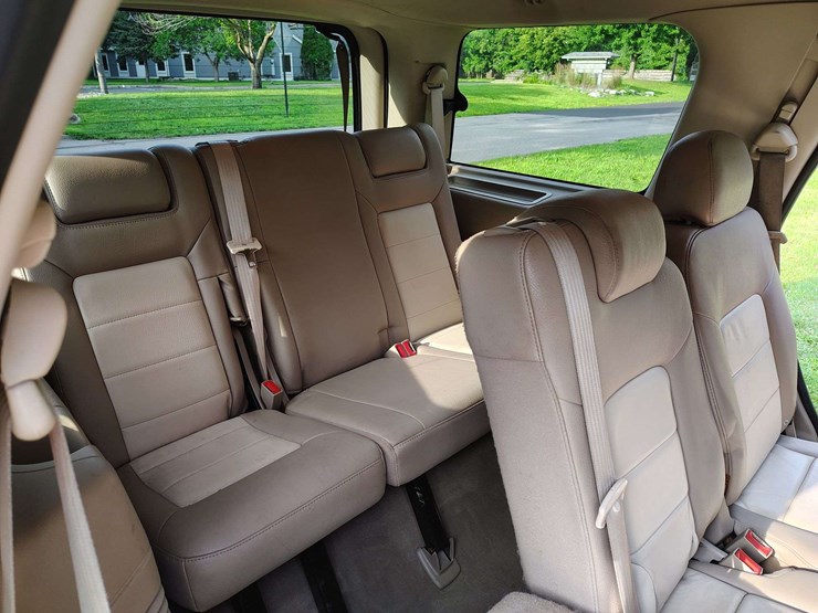 2003-ford-expedition-image-38