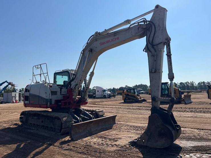 takeuchi-tb2150-image-6