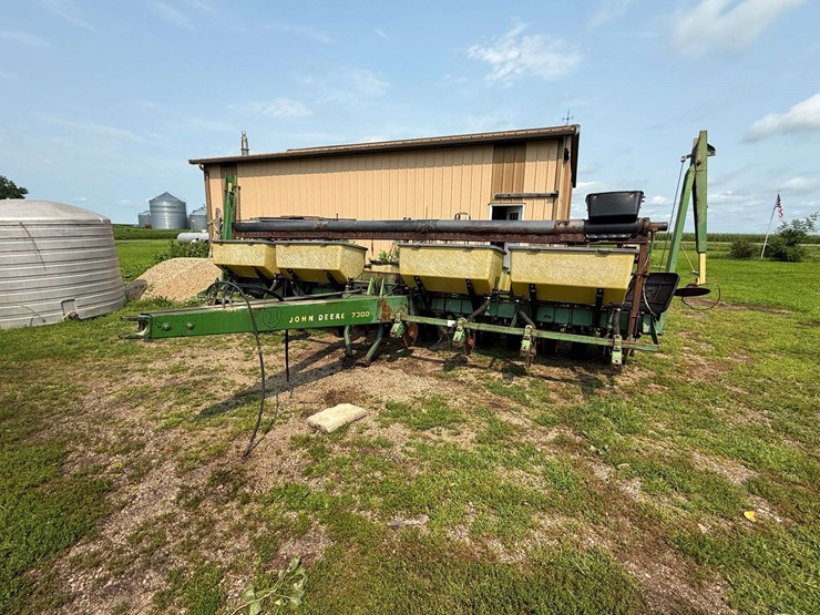 john-deere-7000-image-4