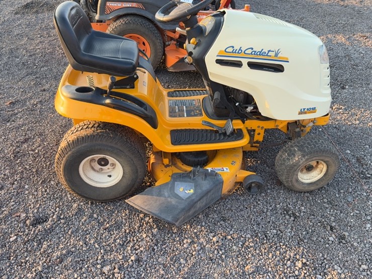 cub-cadet-lt1018-image-4