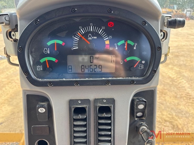 2010-caterpillar-140m-vhp-plus-image-31