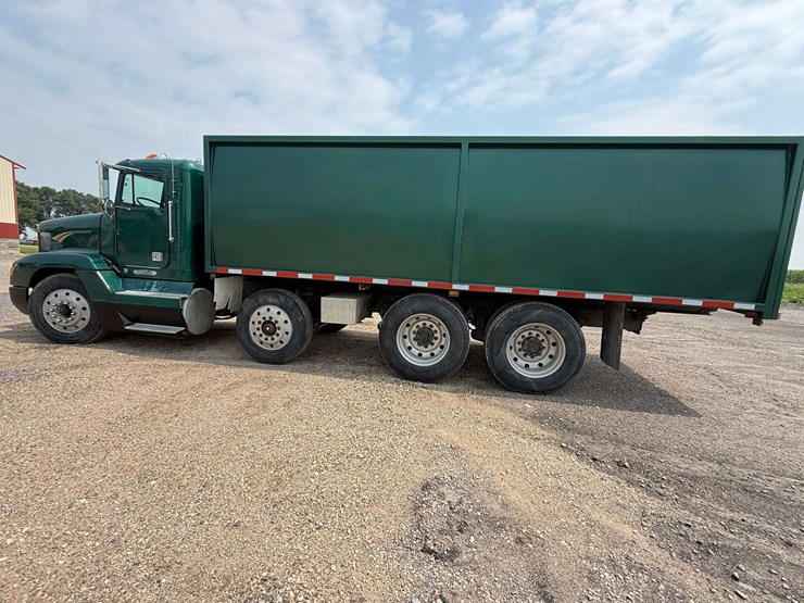 1993-freightliner-fld120-image-23