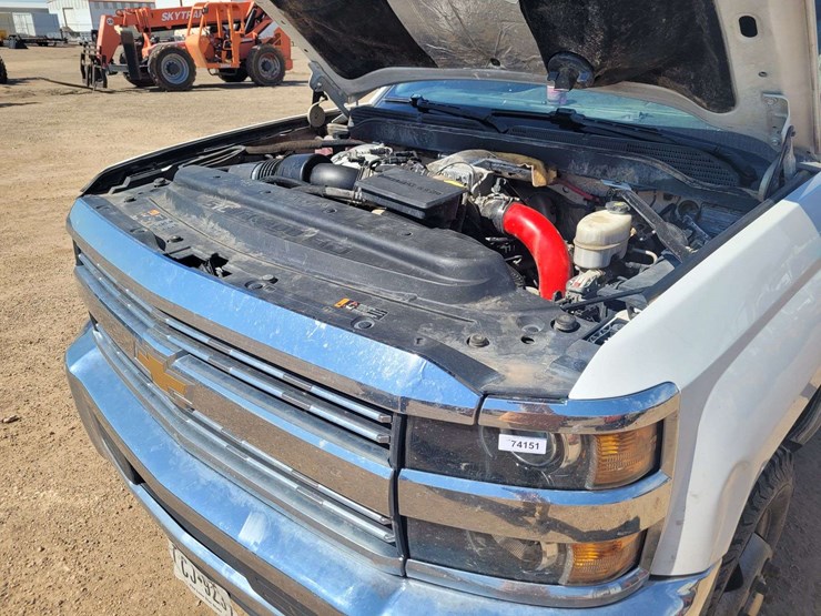 2018-chevrolet-silverado-3500-image-14