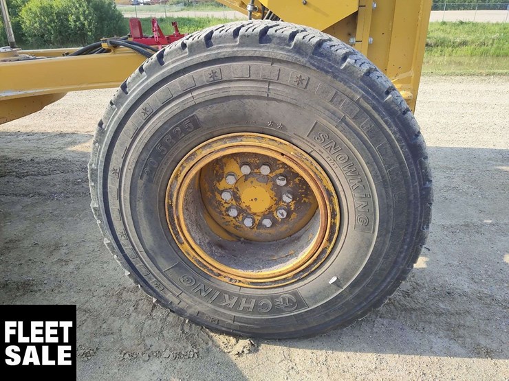 2020-caterpillar-14-image-40