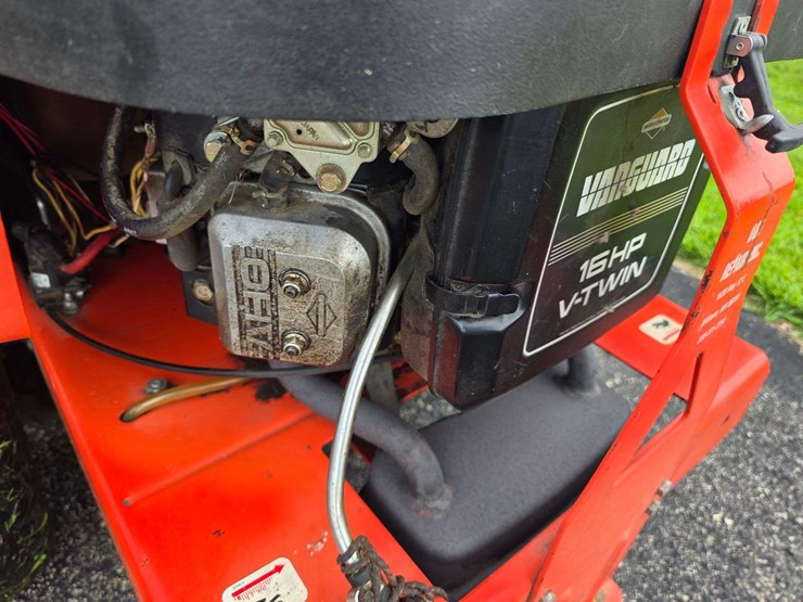 ariens-48”-zero-turn-lawn-mower,-vanguard-16hp-v-twin-engine,-flex-n-float-deck,-model:-ezr1648,-run-image-20