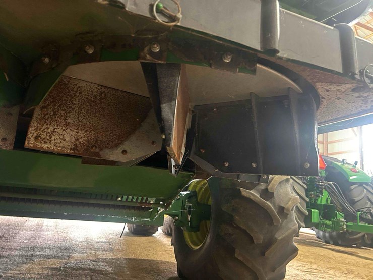 2011-john-deere-9770-sts-image-13