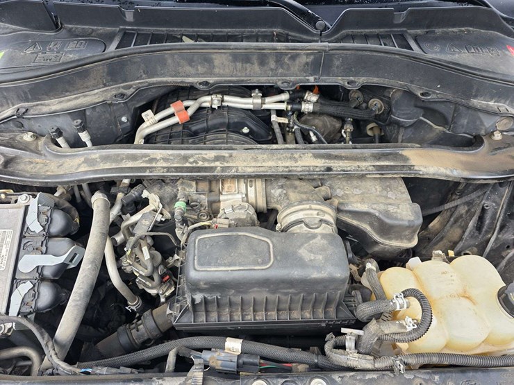 2021-ford-explorer-image-21