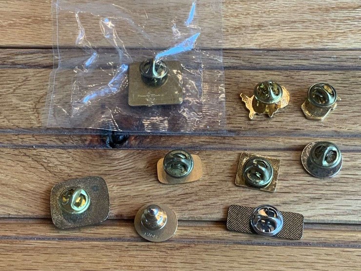 john-deere-pins-image-4