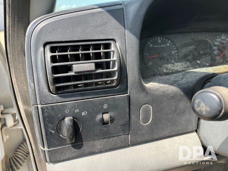 2005-ford-f250-xl-image-53