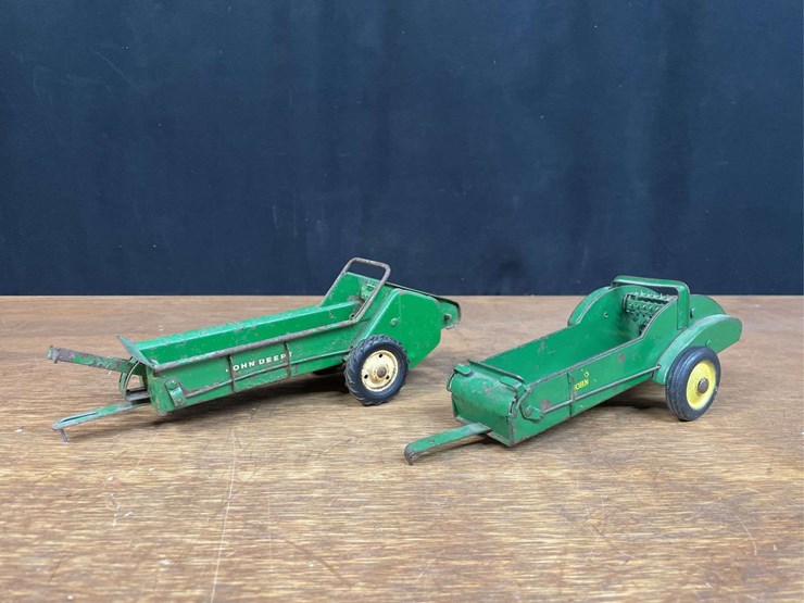 john-deere-16-image-1