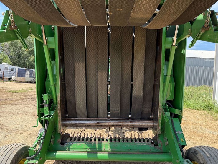 2006-john-deere-567-image-35