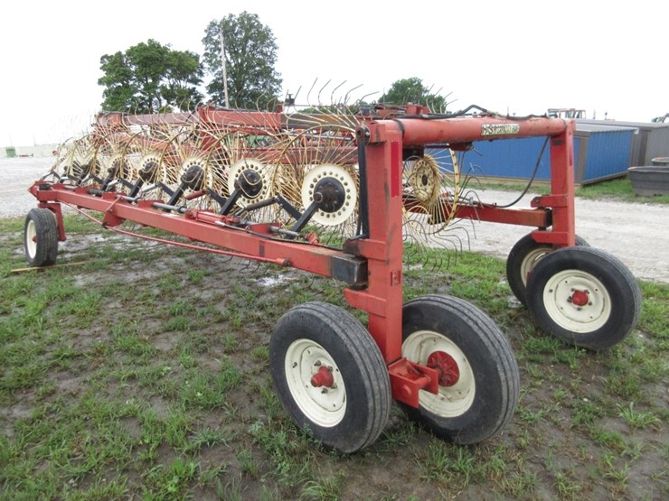 h-&-s-high-capacity-hayrake-image-4