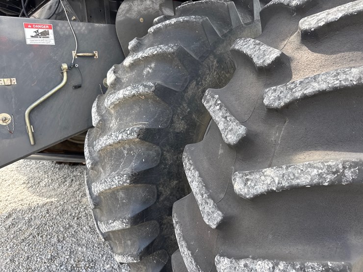 massey-ferguson-9895-image-12
