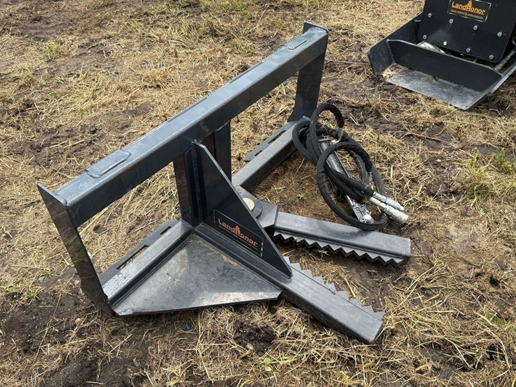 land-honer-tree-puller,-skid-loader-mount,-with-hoses-and-ends-image-2