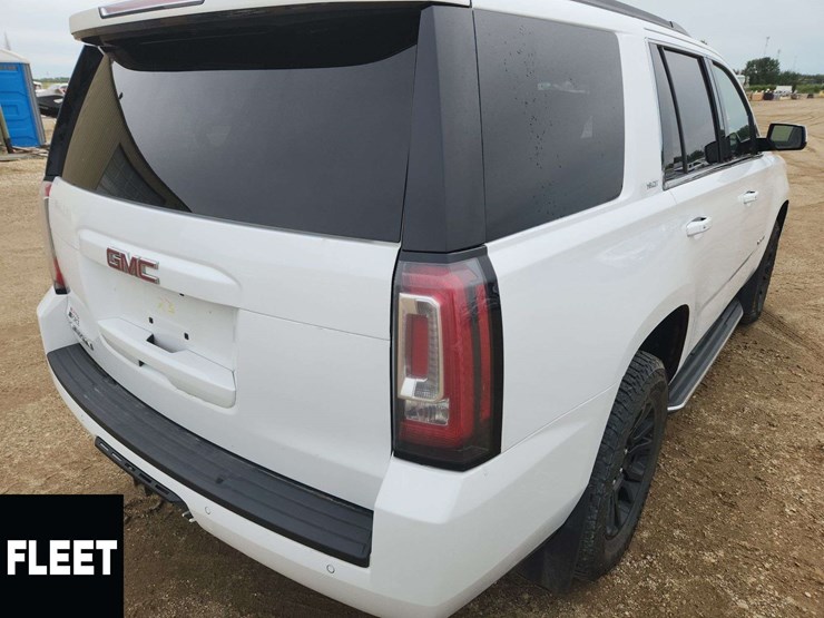 2018-gmc-yukon-slt-image-30