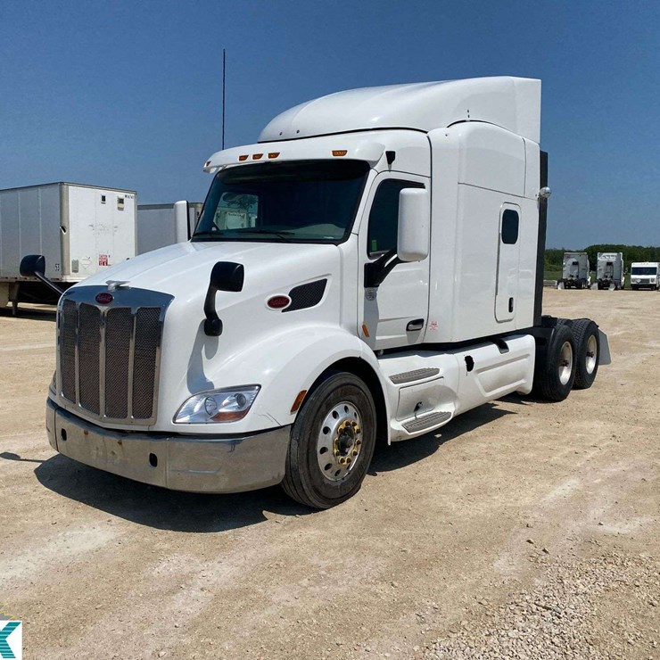 2019 PETERBILT 579