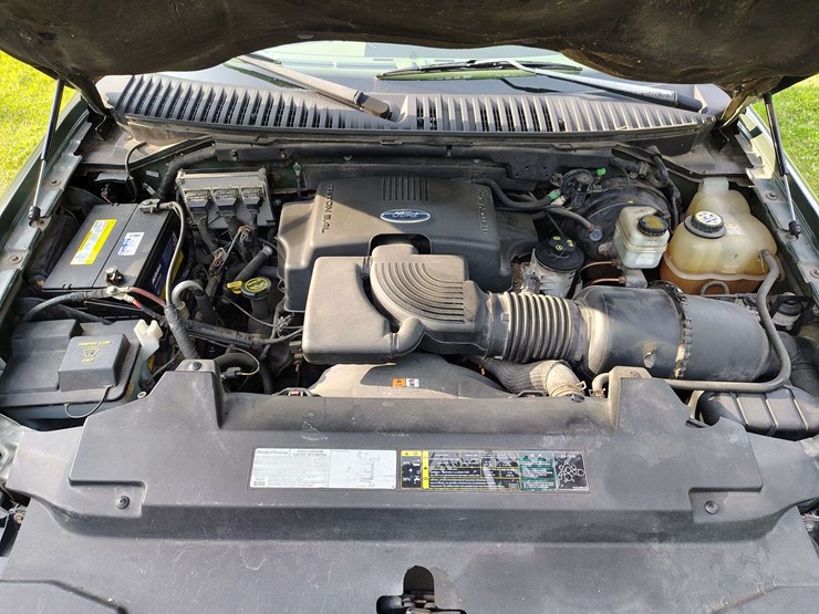 2003-ford-expedition-image-45