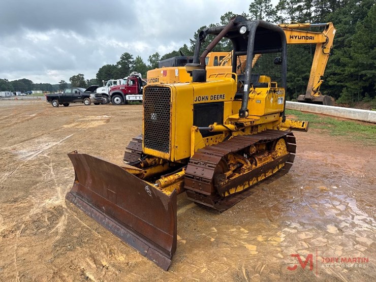deere-450d-image-4