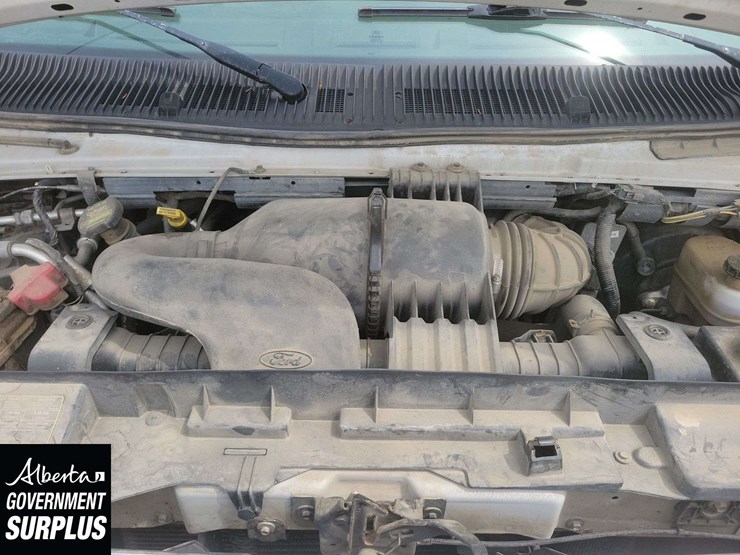 2009-ford-cargo-image-13