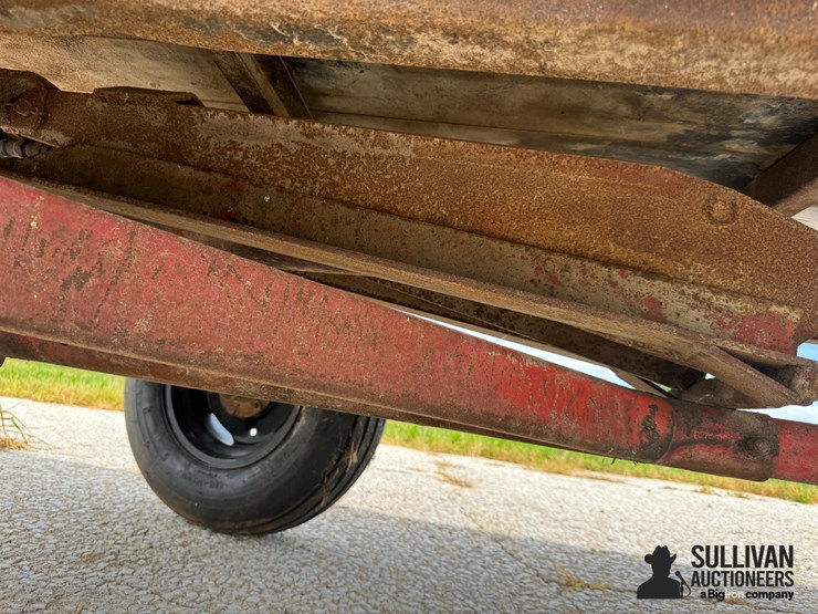 13.5'-barge-wagon-image-11