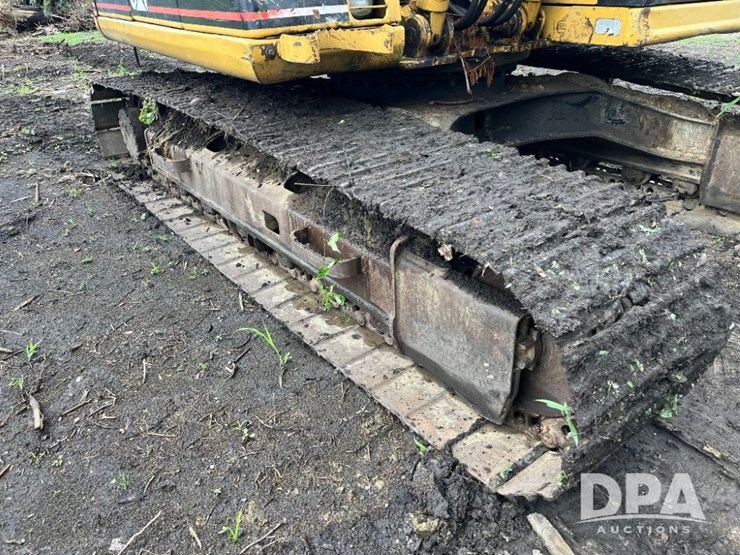 2005-caterpillar-312b-image-30