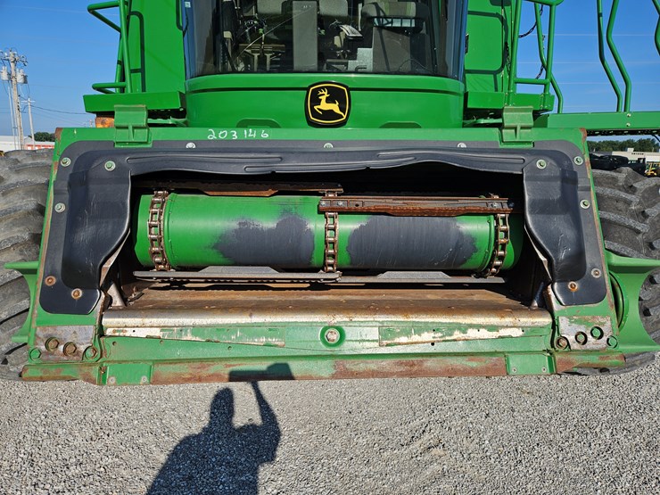 2009-john-deere-9770-sts-image-3