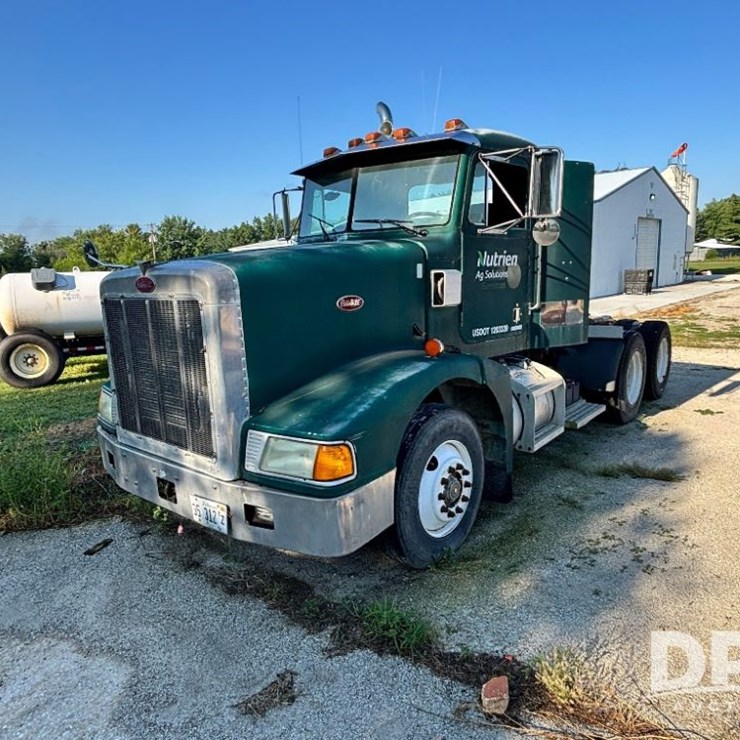 1993 PETERBILT 377