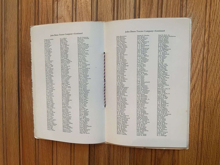 1942-john-deere-army-navy-e-award-program-+-pins-image-6