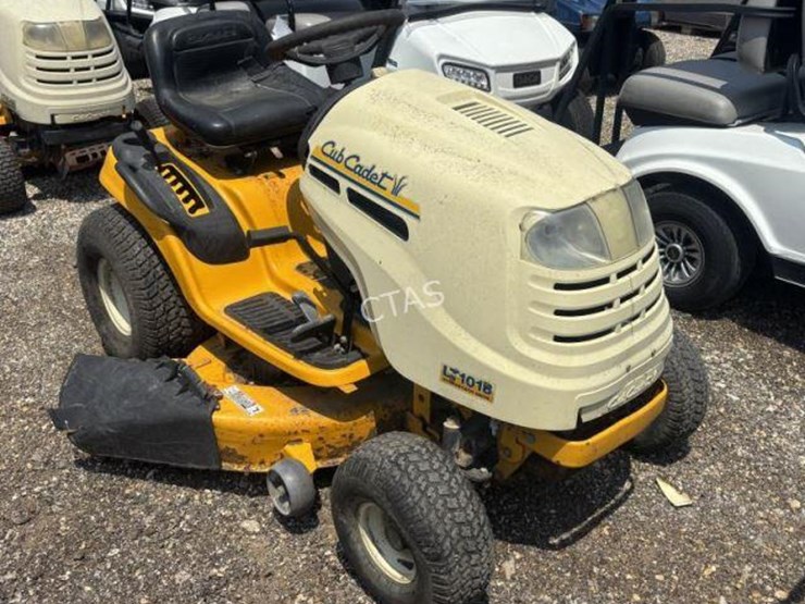 cub-cadet-lt1018-image-2
