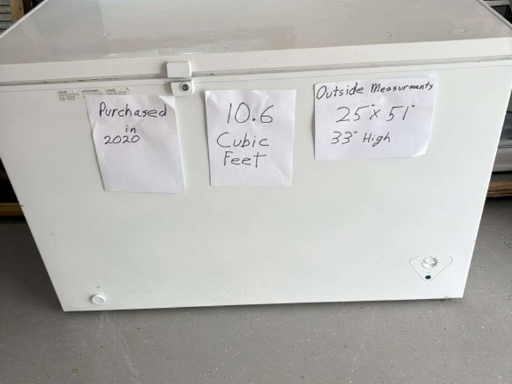 chest-freezer,-10.6-cubic-feet,-measures-25”-x-51”-x-33”-high-image-1
