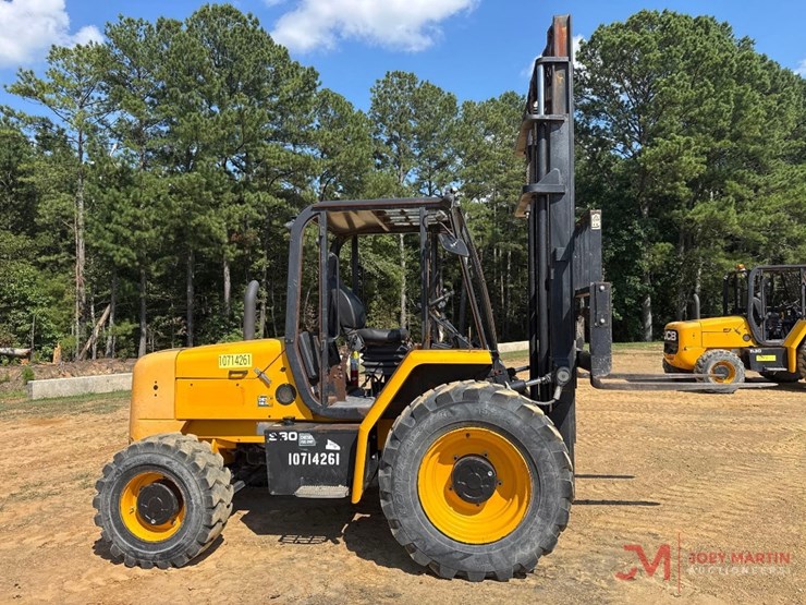 jcb-930-image-2