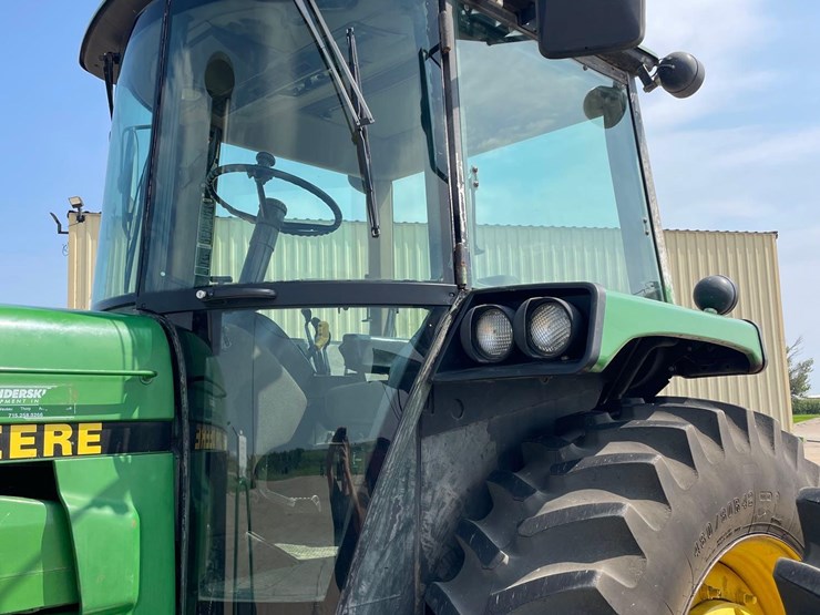 john-deere-4755-image-16
