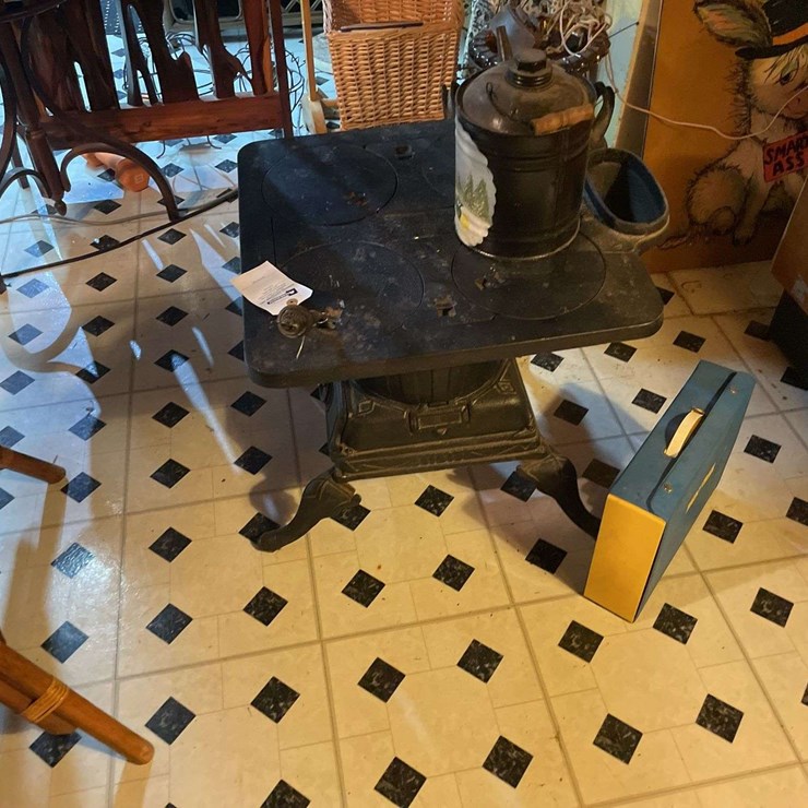 Cast Iron Stove
