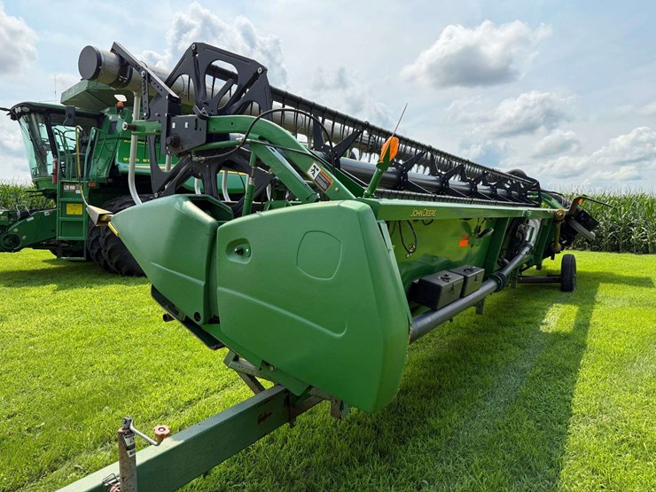 2008-john-deere-635f-image-11