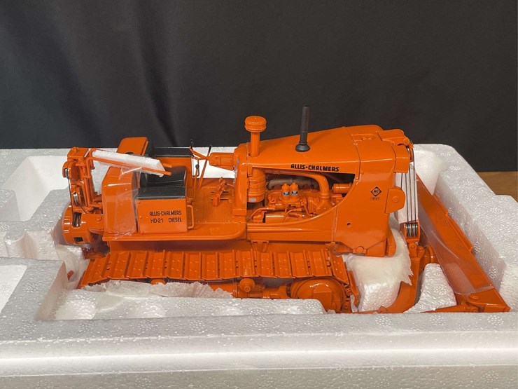 1/25-ac-hd-21-crawler-w/disk-nib-1st-gear-image-6