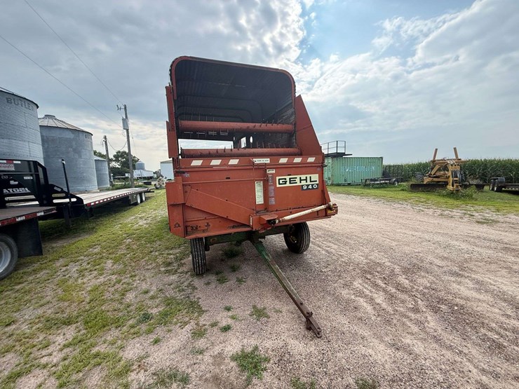 john-deere-1065-image-2