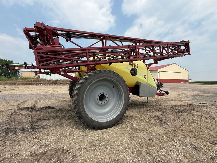 hadri-commander-4400-pull-type-sprayer,-132’-booms,-auto-height-control,-steerable-axle,-john-deere-image-12