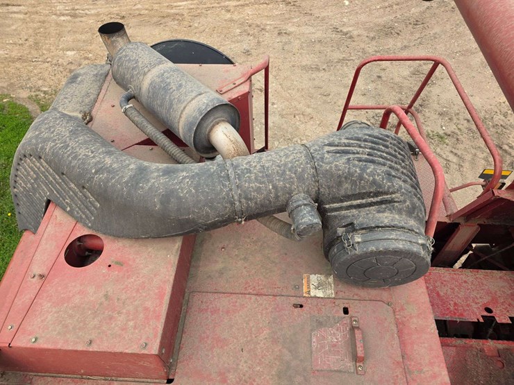 2002-case-ih-2388-image-50
