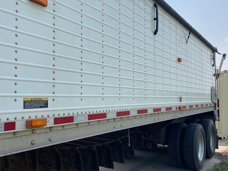 2014-wilson-grain-trailer-image-21