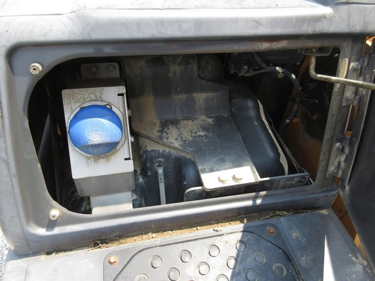 case-cx210d-image-16