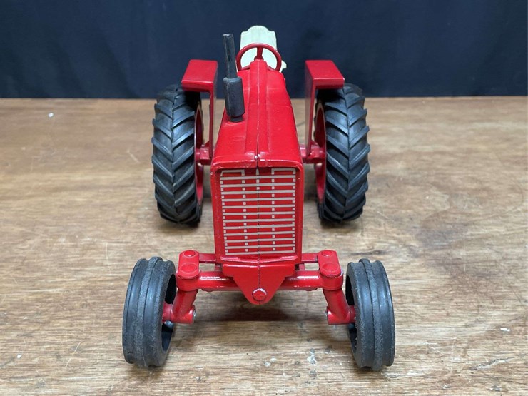 1/16-ih-1026-hydro-ertl-image-9