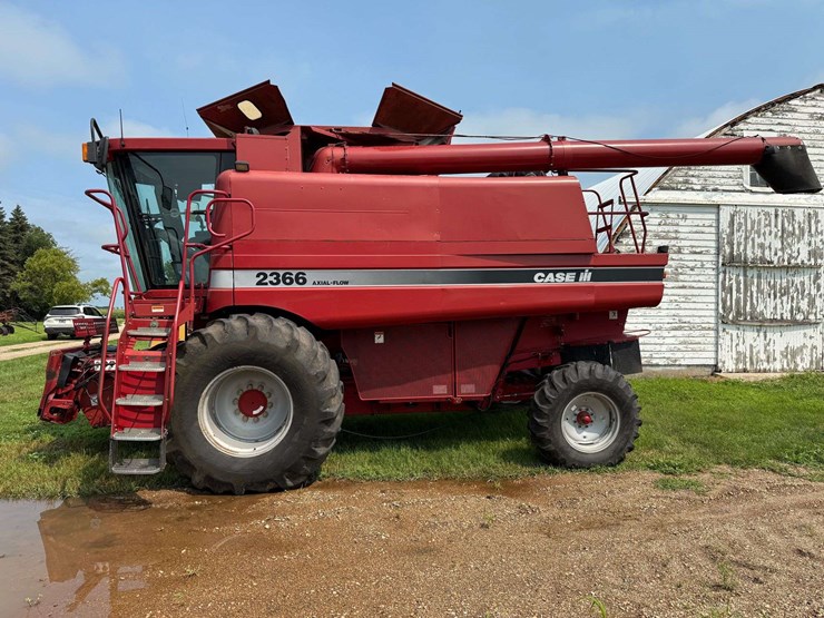 1998-case-ih-2366-image-2