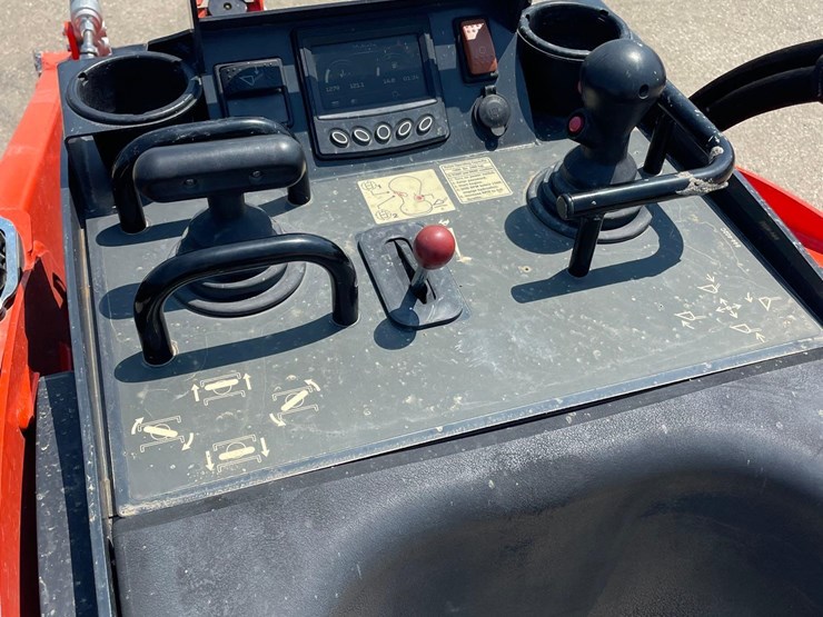 kubota-scl1000-image-15